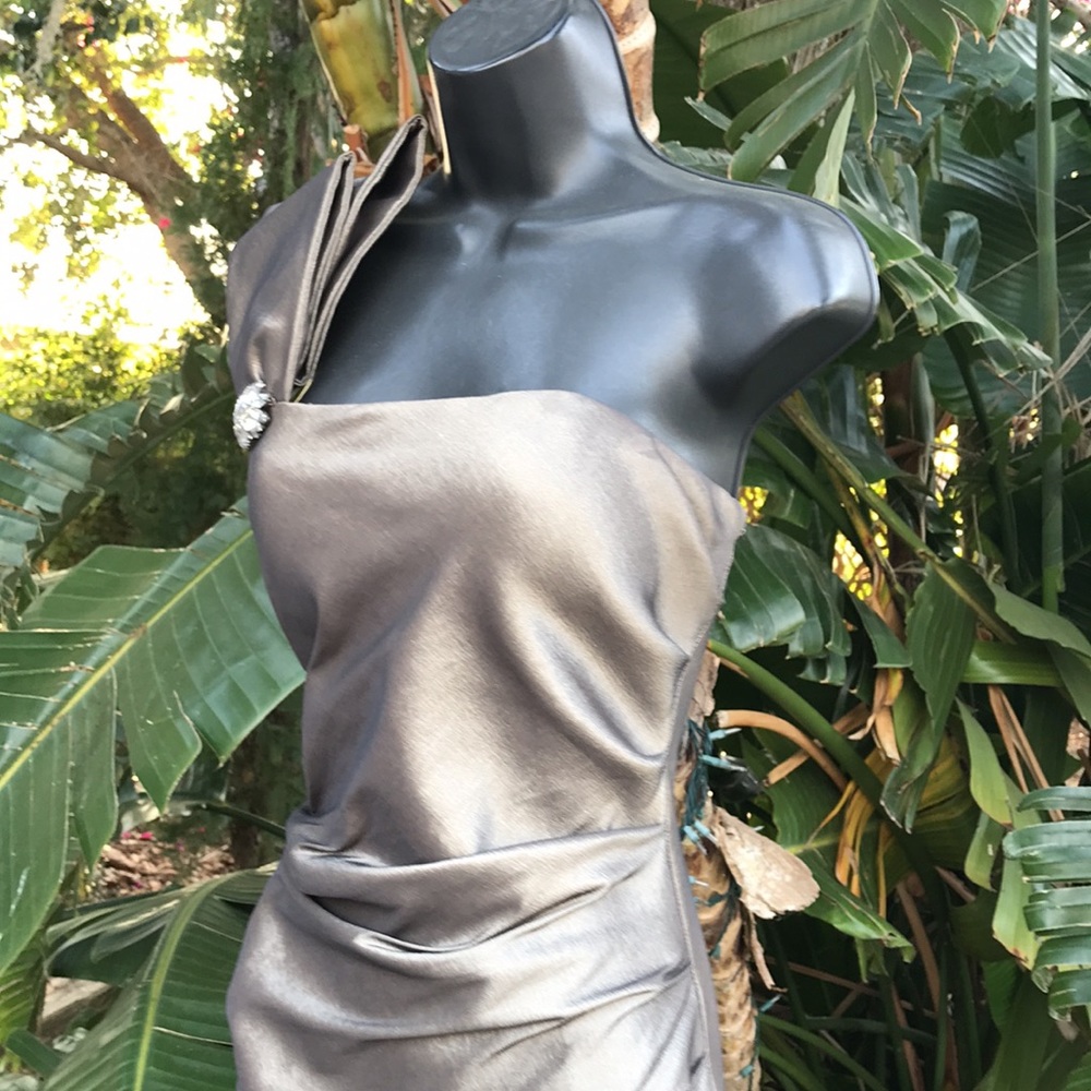 Night way ruched asymmetric silver gown with shoulder half bow